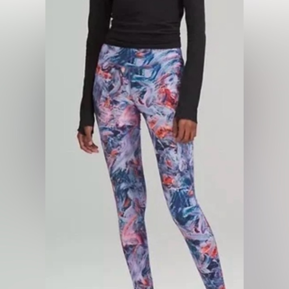 NWT Lululemon Base Pace HR Tight 25”